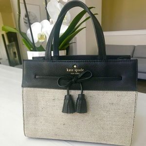 Kate Spade tote grey/black. Wonderful condition